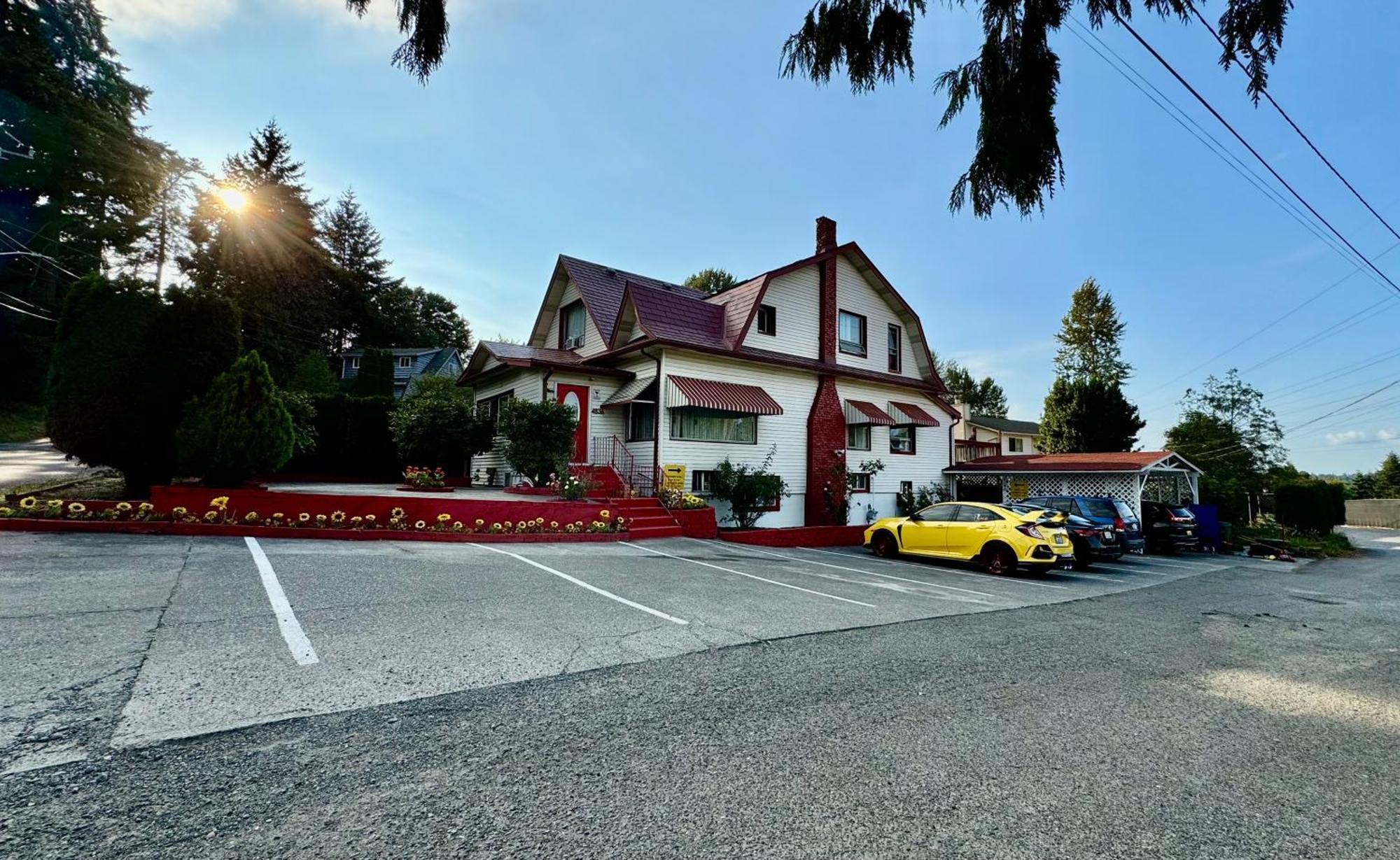 Seattle Home With 2 Bedrooms A King Bed Queen Bed And An Extra Sofa Bed Located 10 Minutes From Seatac Airport And 20 Minutes From Downtown Exterior photo